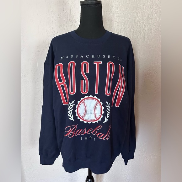 Gildan Other - Boston Red Sox Sweatshirt